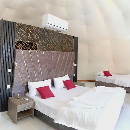 Titanic Camp Bed & Breakfast Wadi Rum Exterior photo