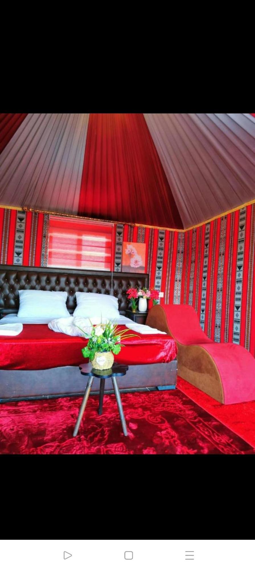 Titanic Camp Bed & Breakfast Wadi Rum Exterior photo